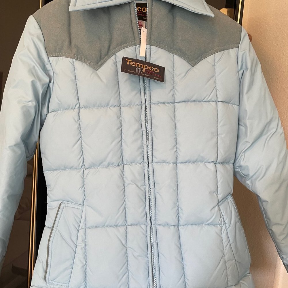 Ladies Size 10 Ski Jacket  Lt. Blue